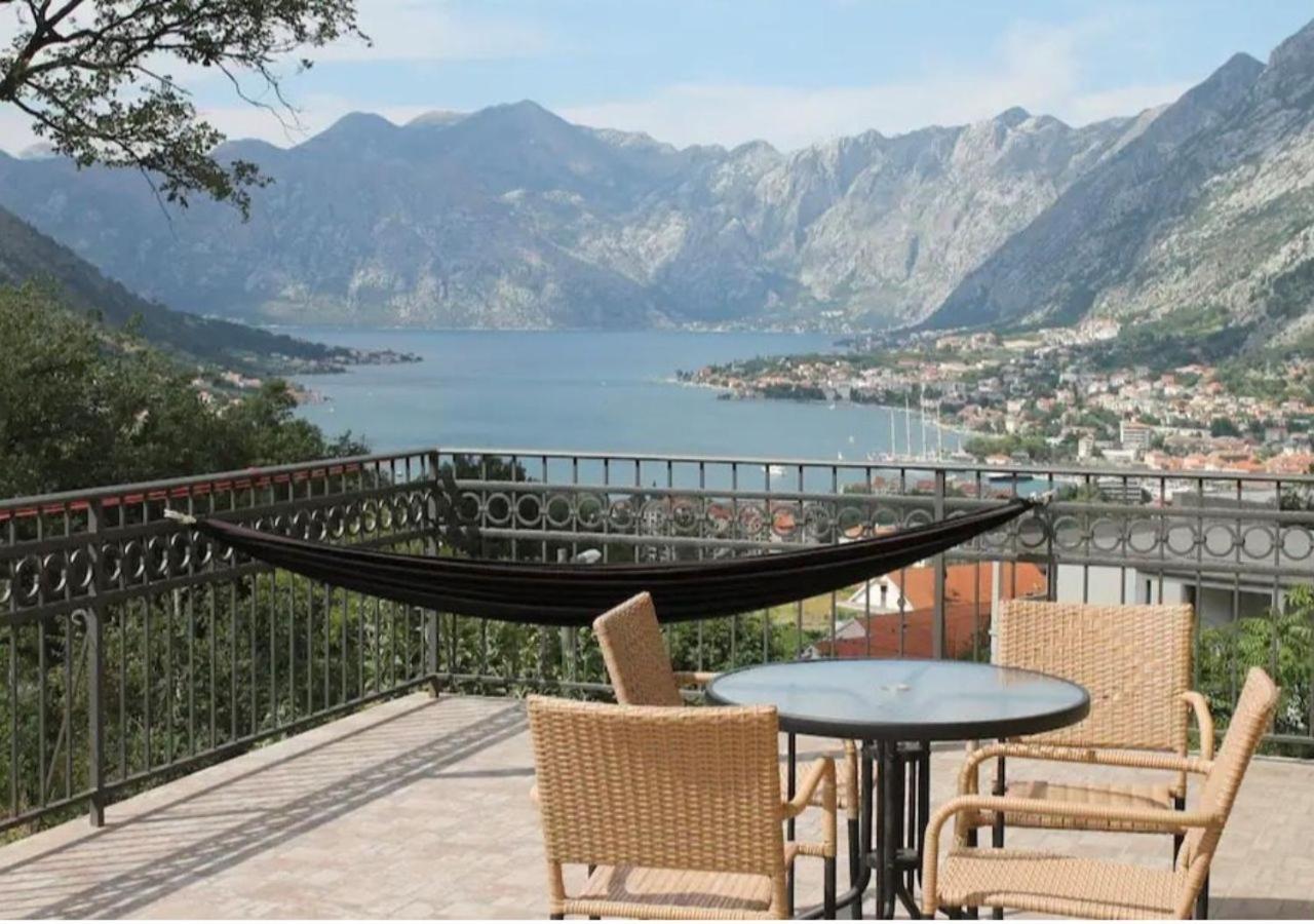 3-Bedroom Apartment With Panoramic Bay Views Kotor Exteriör bild