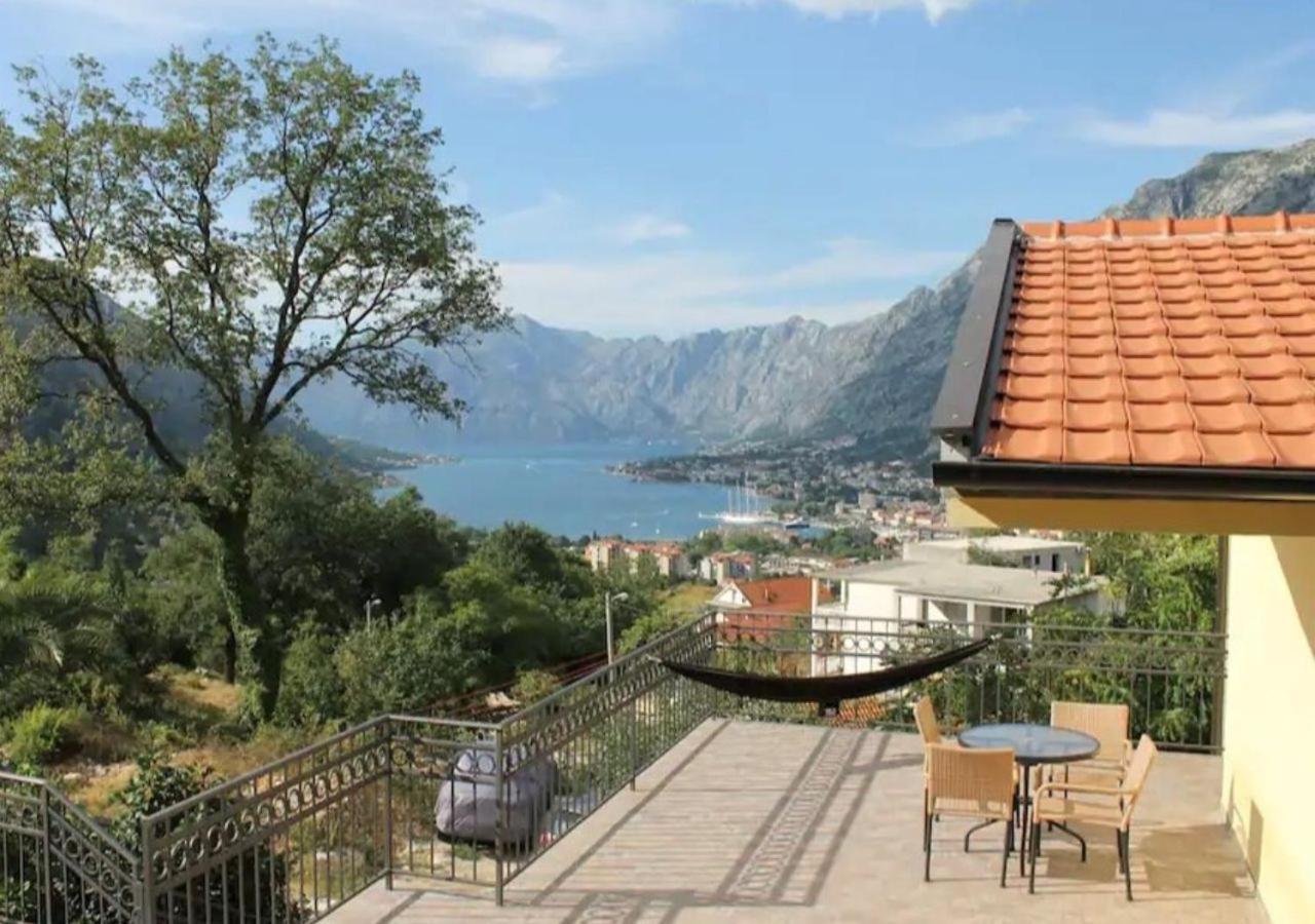 3-Bedroom Apartment With Panoramic Bay Views Kotor Exteriör bild